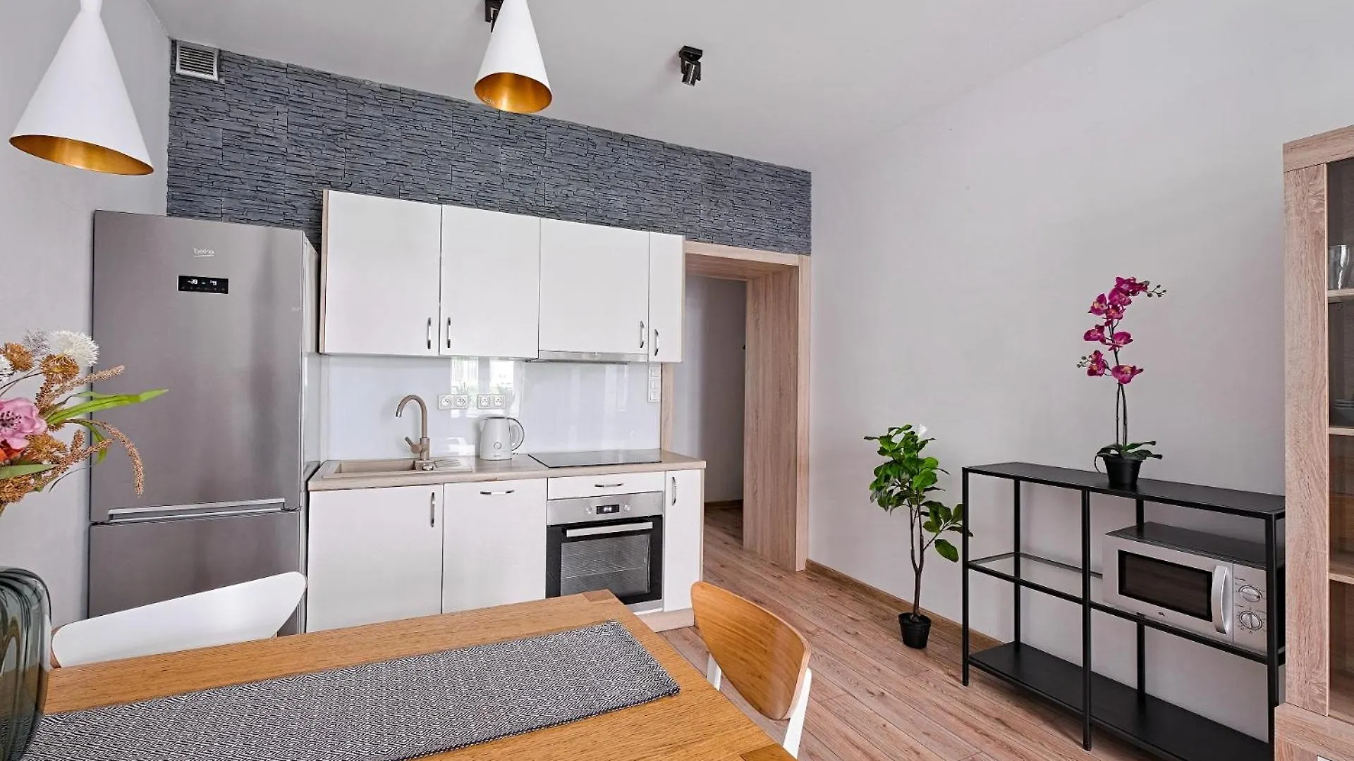 Urban Nest Apartments Wietora 8 크라쿠프 0*,  폴란드